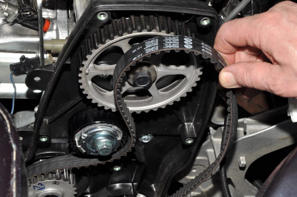 Vezérműszíj (Timing Belt)