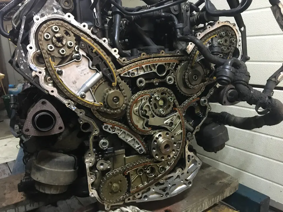 Audi 3.0 TDI motor javitas es vezermulanc csere